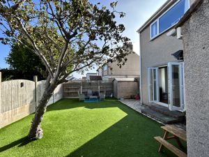 Photo 21- click for photo gallery